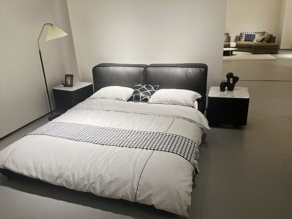 羽绒布艺沙发选购时需要注意哪些细节？